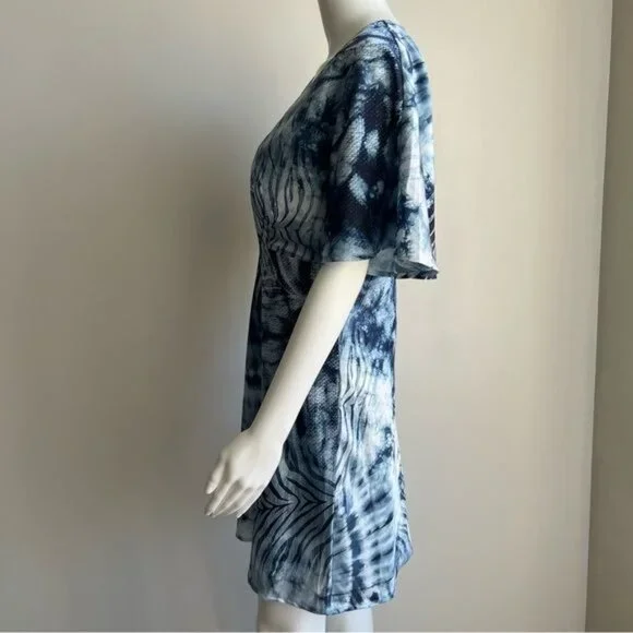 Guess Eco Short Sleeve Juliana Dress - M - Picture 7 of 7